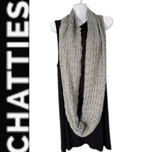 Universal Sparkley Scarf Chatties